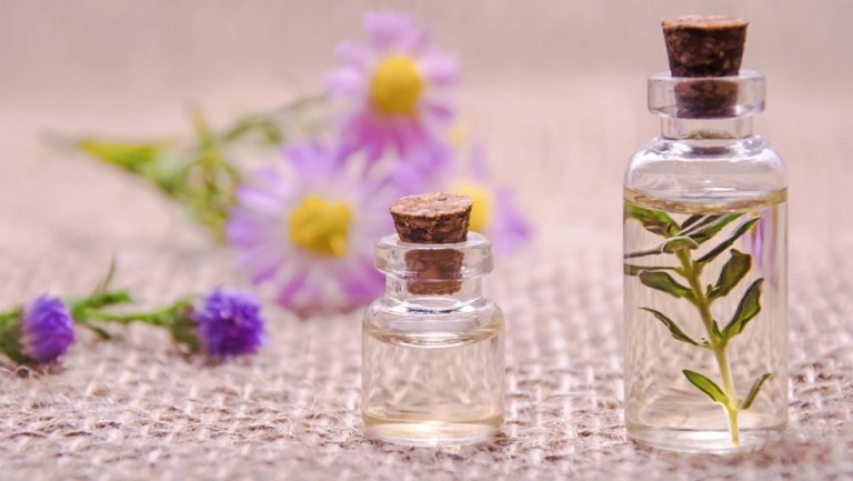 top essential oils to improve sleep